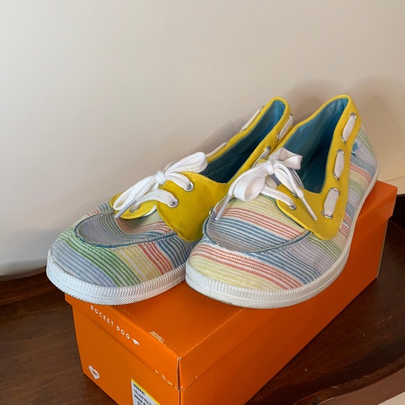 Rocket dog boat shoes